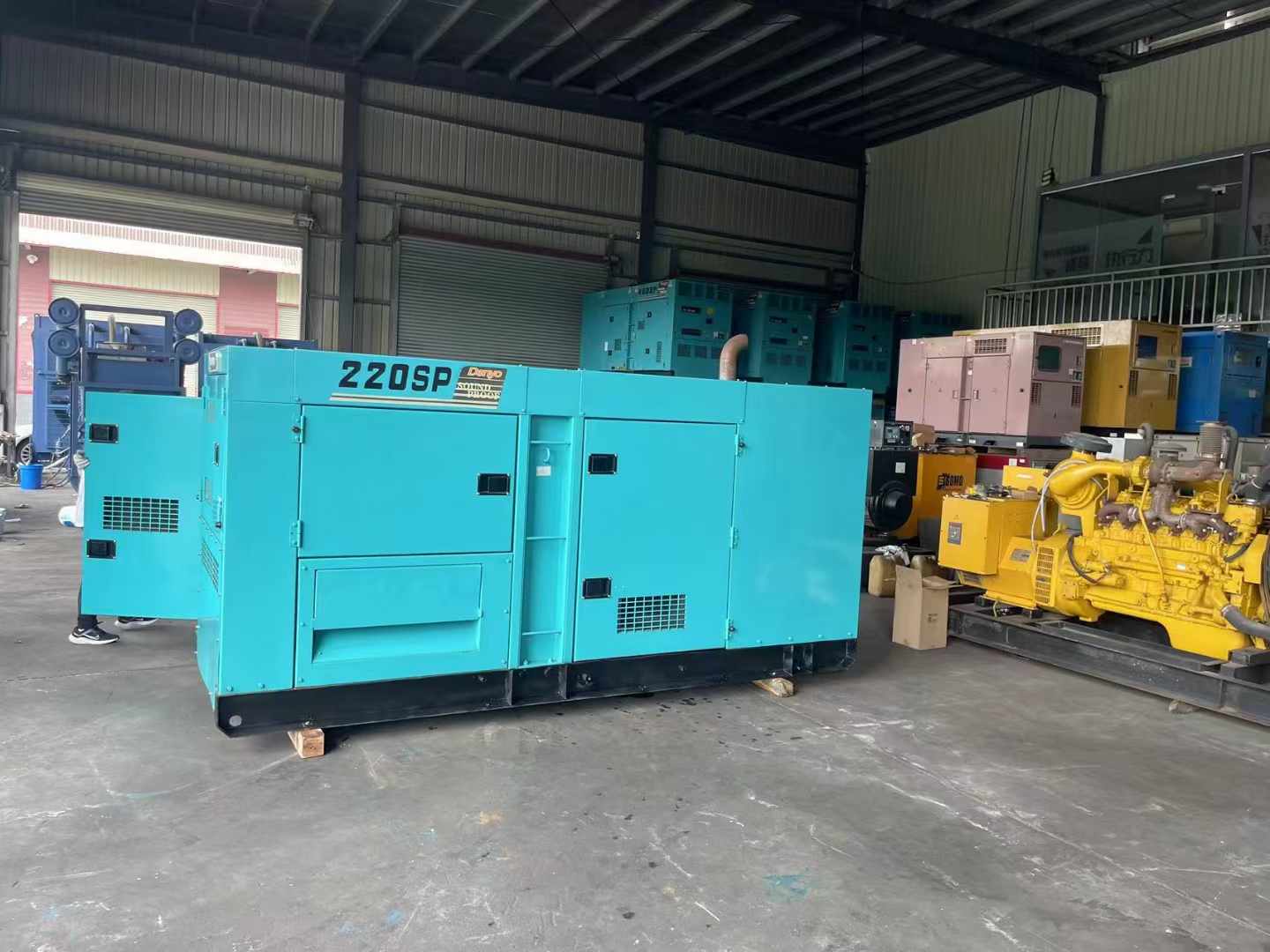 三明800kW 柴油发电机的输出电流波动范围是多少?